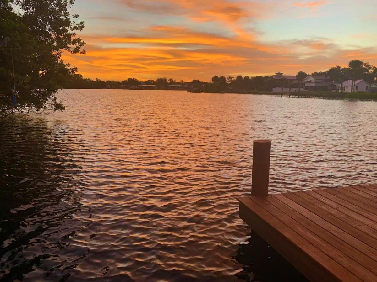 Blue Heron House, Private 4 Bedroom Waterfront W Heated Pool And Fire Pit Ruskin Exteriör bild